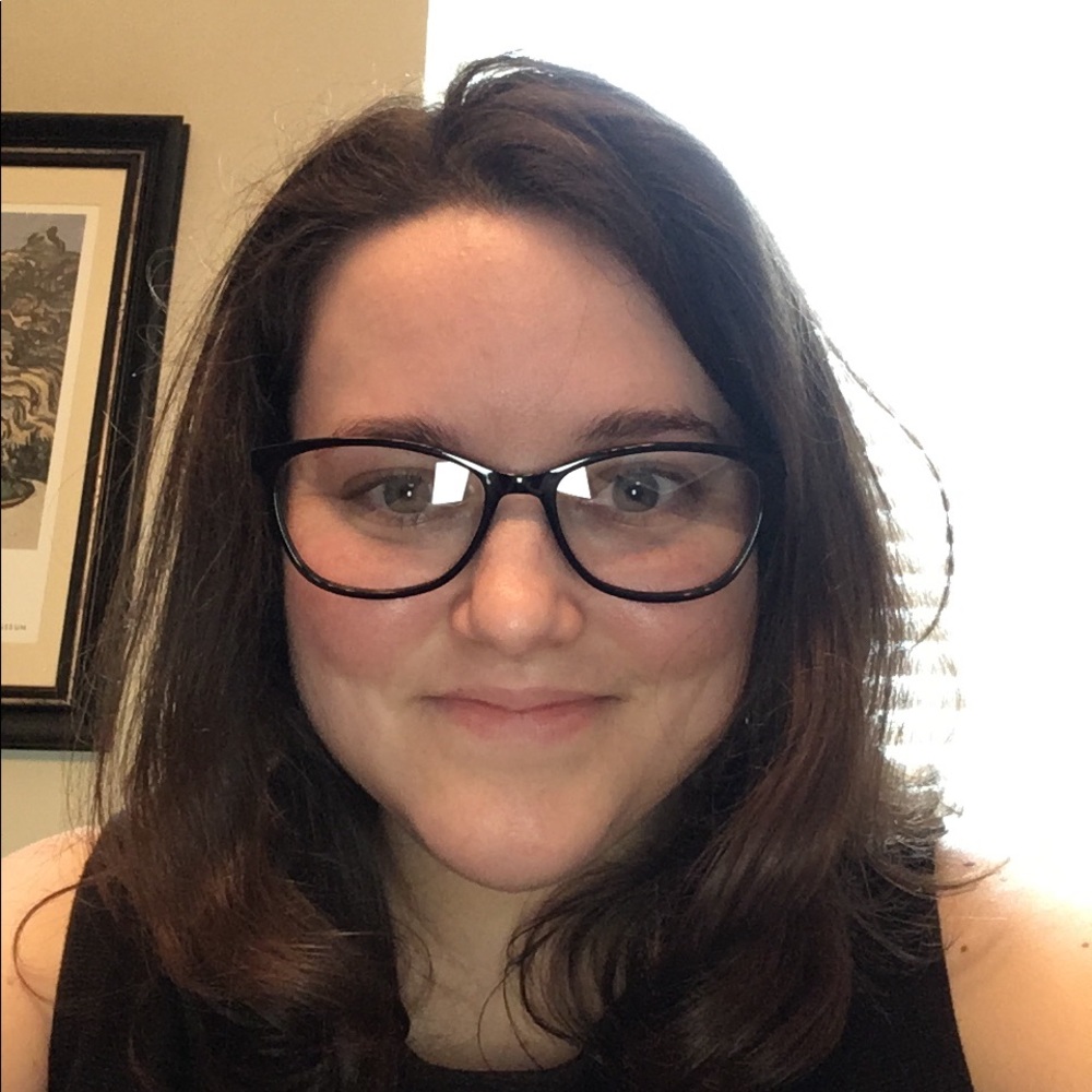 Meet your Posher, Caroline
